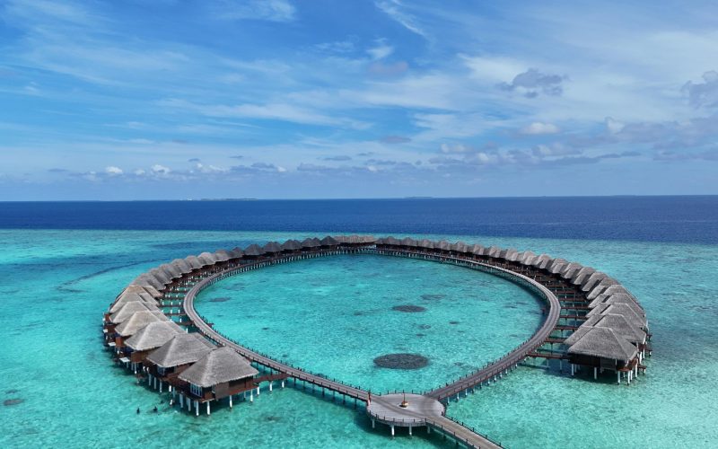 Islands & Resorts
